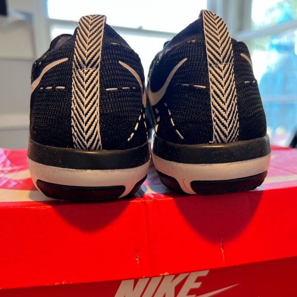 Nike sneakers - Picture 4 of 8